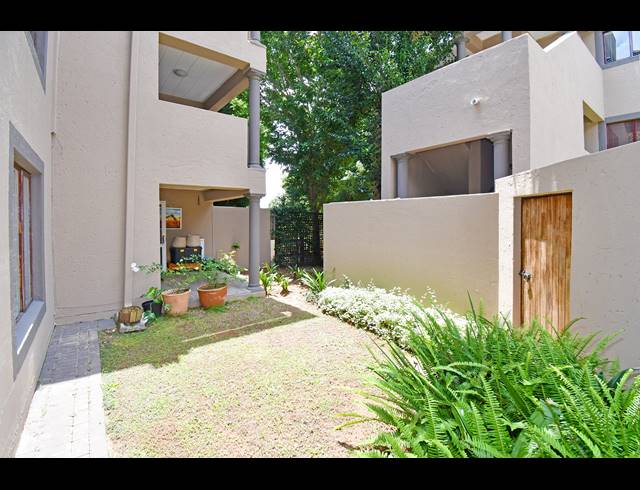 2 BEDROOM APARTMENT FOR SALE IN CRAIGHALL